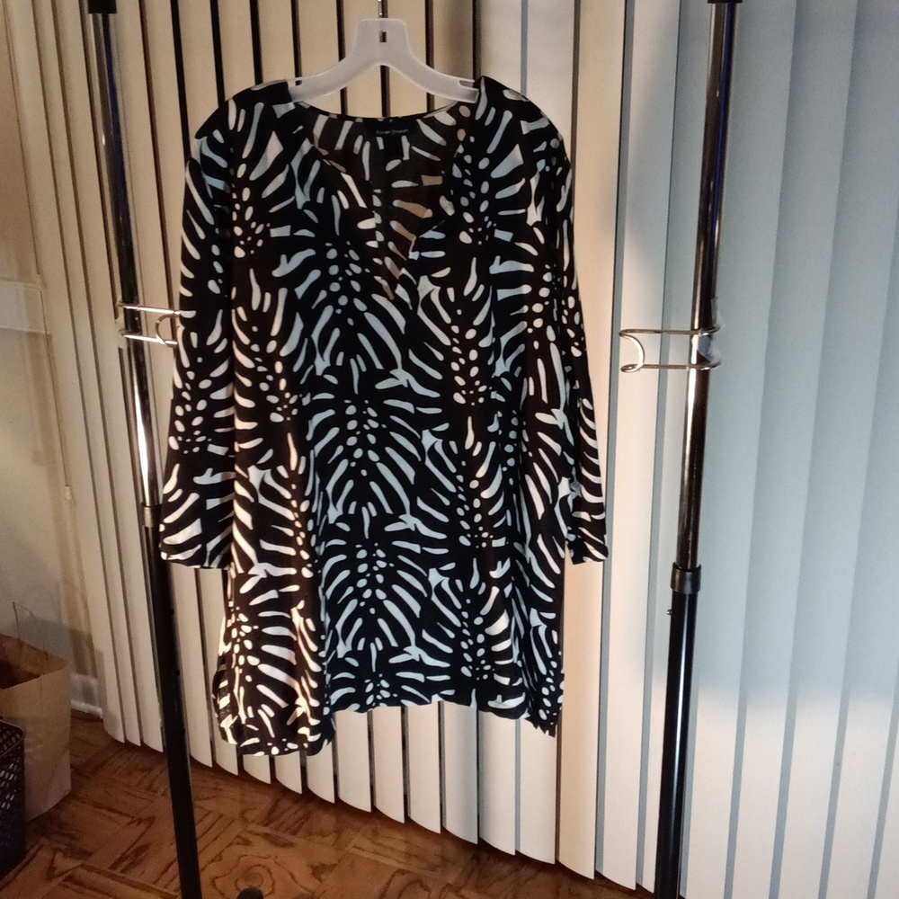 Black Drop Down Blouse w/White Creative Design